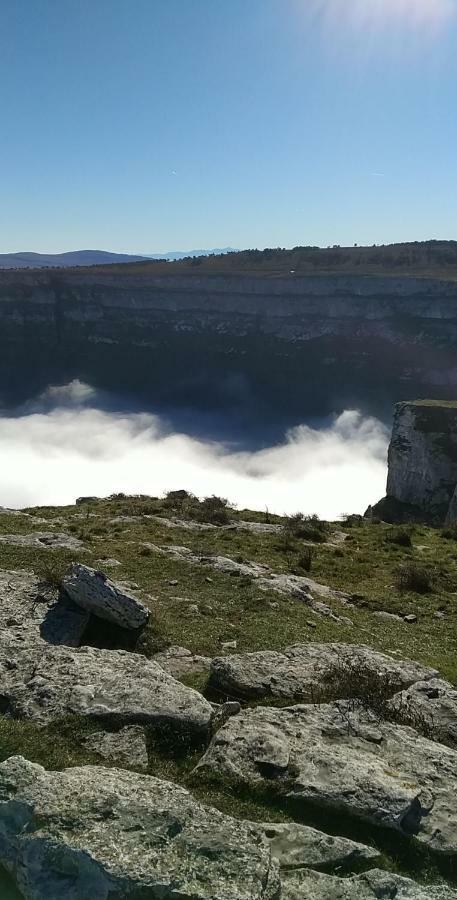 Castro Urdiales - La Vieja Estacion - Cerca De Bilbaoゲストハウス エクステリア 写真